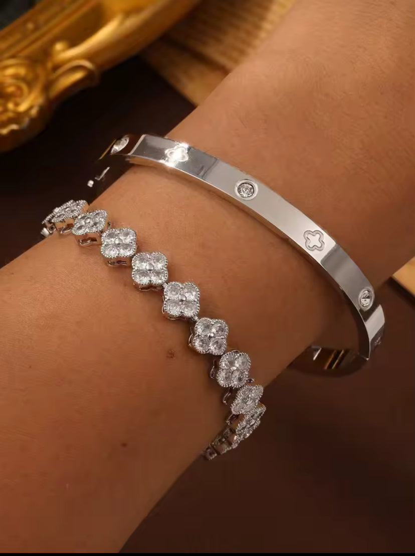 Silver Bracelet Set
