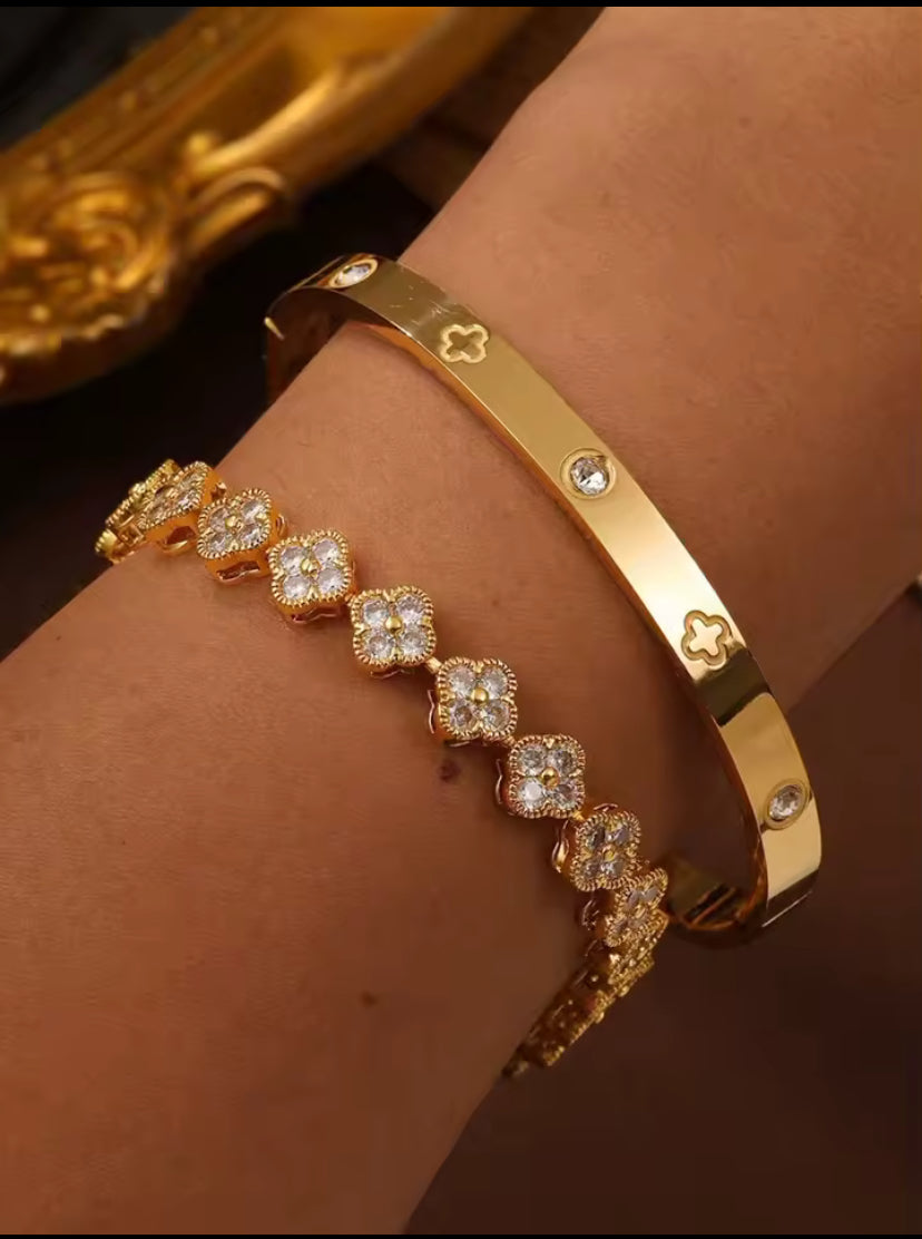 Gold Bracelet Set