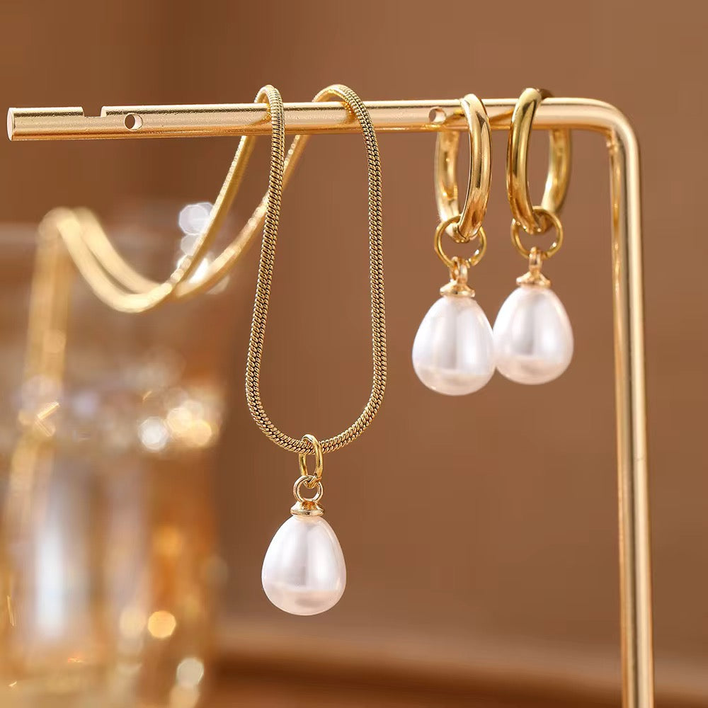 Set Necklace And Earrings