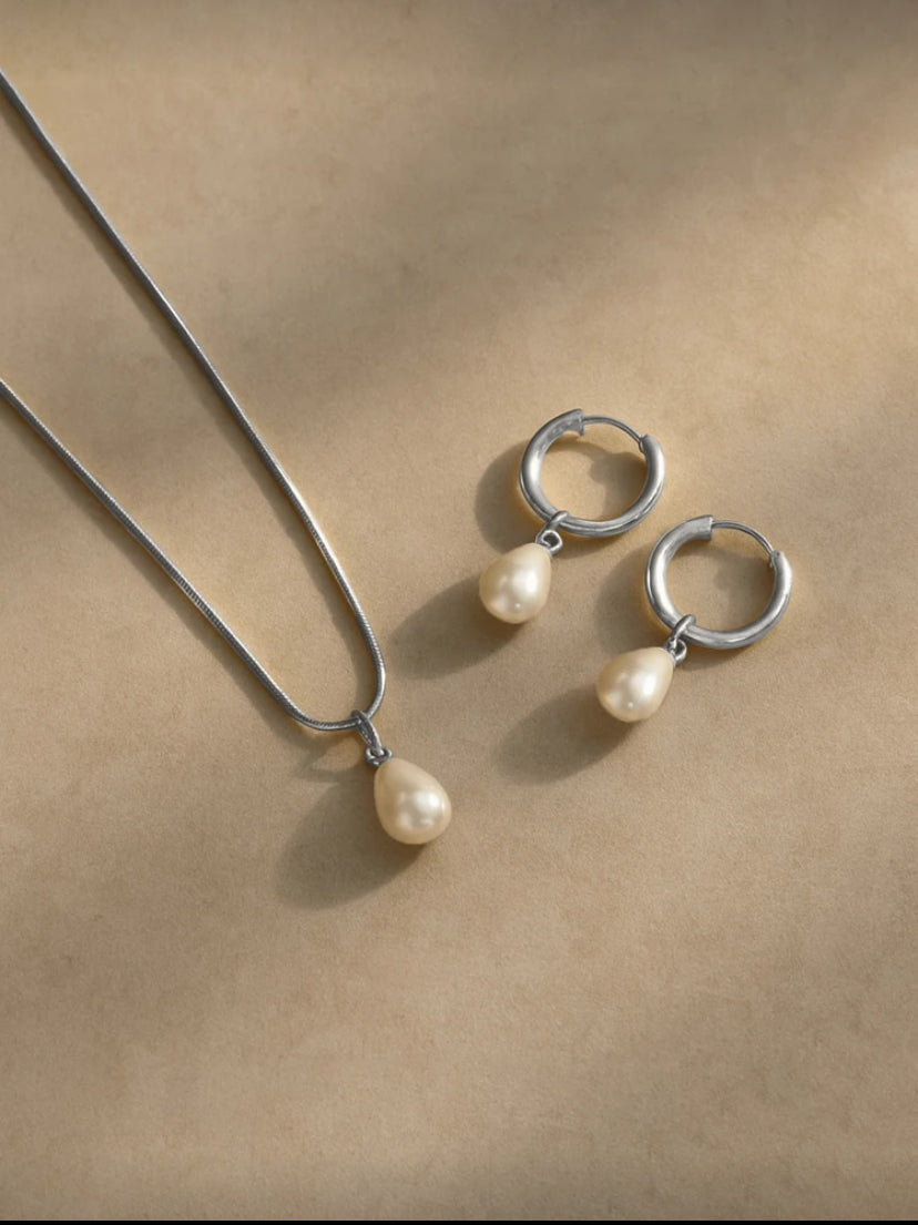 Set Necklace And Earrings